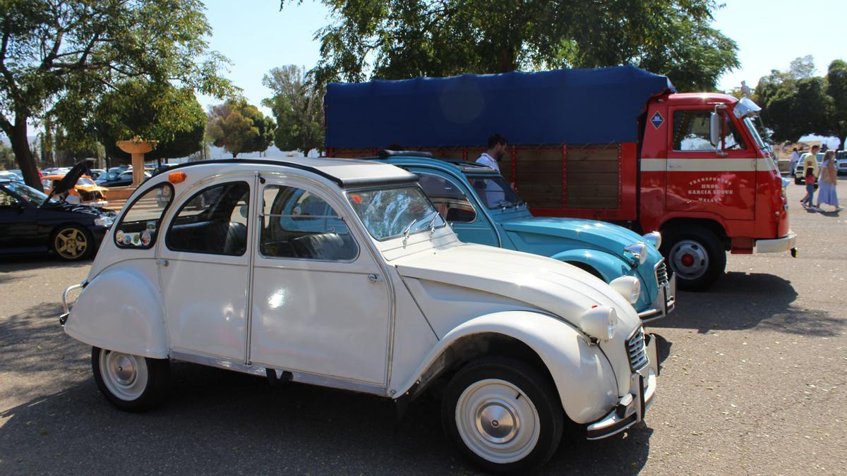 Concentración de coches clásicos en Antequera