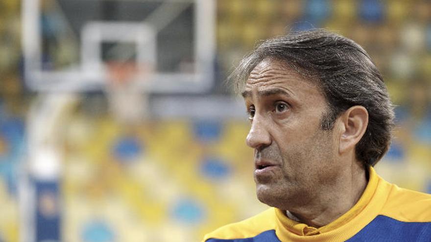 Luis Casimiro, entrenador del Herbalife Gran Canaria.