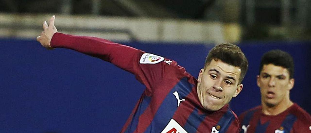 Christian Rivera durante su paso por el Eibar. | EFE