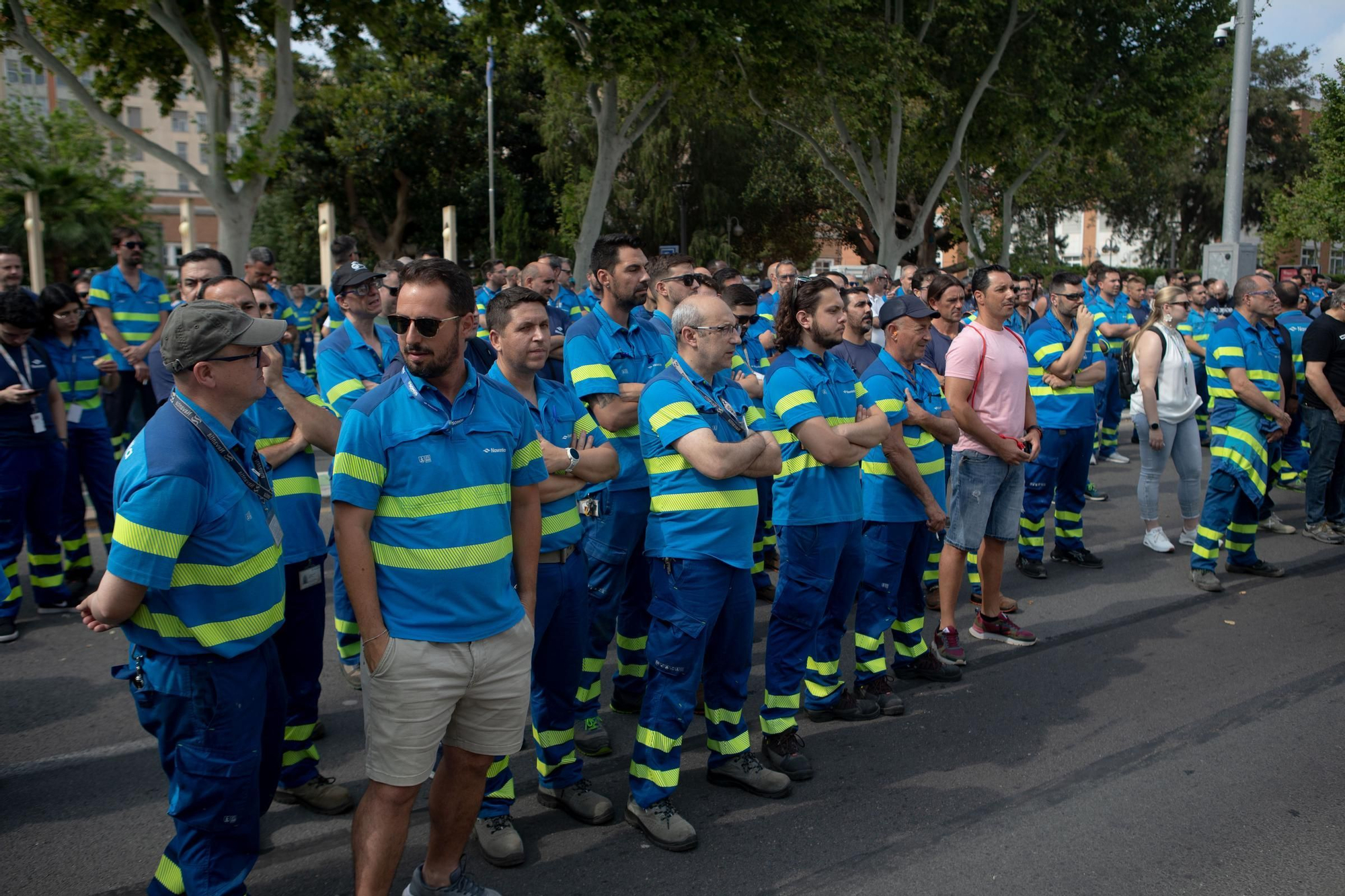 Los trabajadores de Navantia protestan frente a la Asamblea Regional