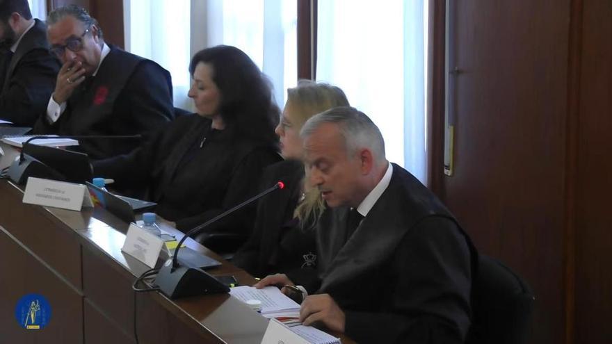 Vídeo | Letrado de Hazte Oír: "Se crea un puesto para un her