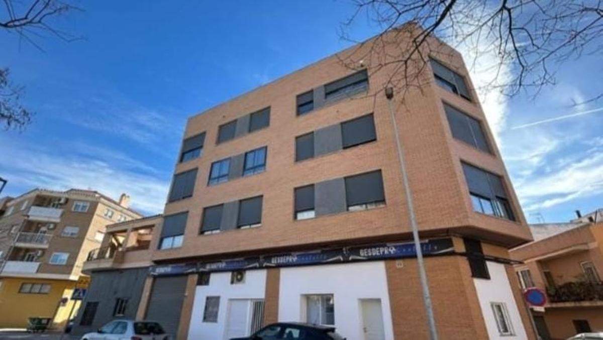 Finca de Castelló en la que se encuentra el piso okupado.