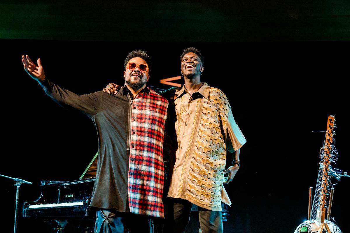 Amaro Freitas i Momi Maiga a l'Auditori Palau de Congresos de Girona