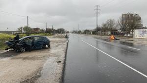 Estado de uno de los vehículos implicados en el accidente de esta noche.