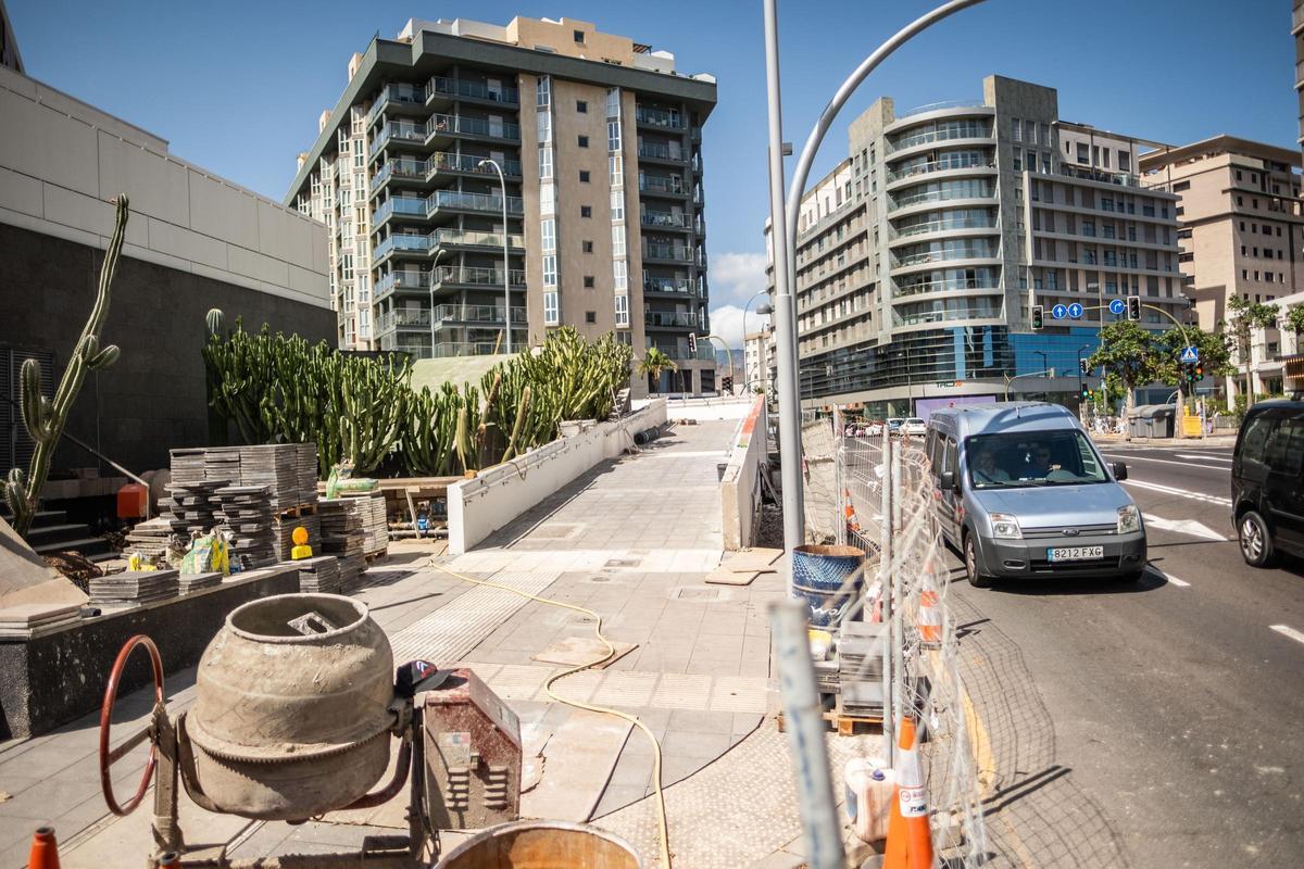 Obras para garantizar la seguridad de la esquina de Meridiano