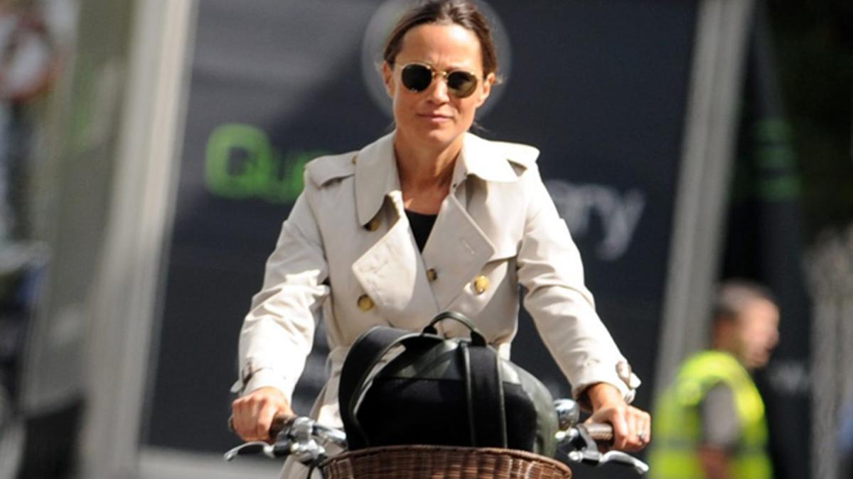 Pippa Middleton, en bici por Londres