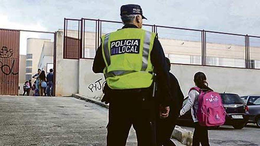 Los policías tutores tienen un papel importante en la guía para detectar radicalización.