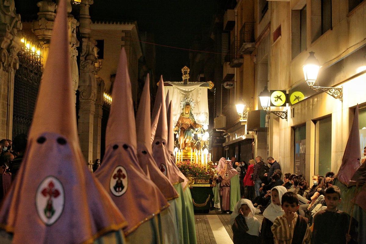 La procesión del Viernes Santo es la más emblemática de la Semana Santa Vila-realense.u