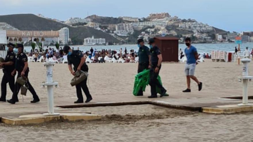 Fardos de hachís en la playa de Cullera.