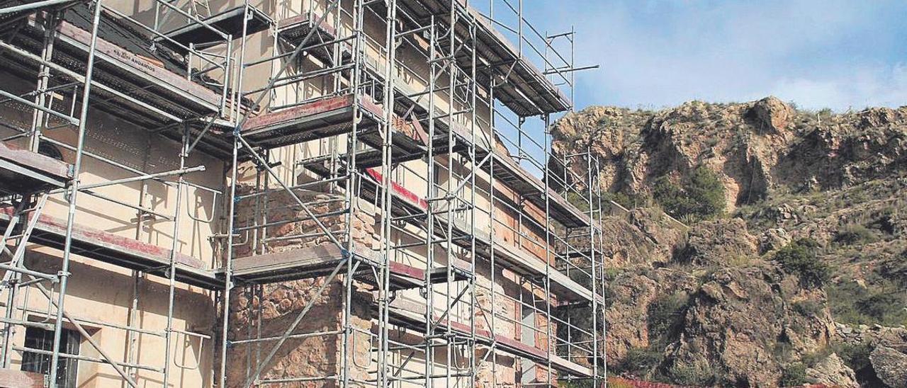 Estado de las obras de recuperación de la ermita de San Lázaro.