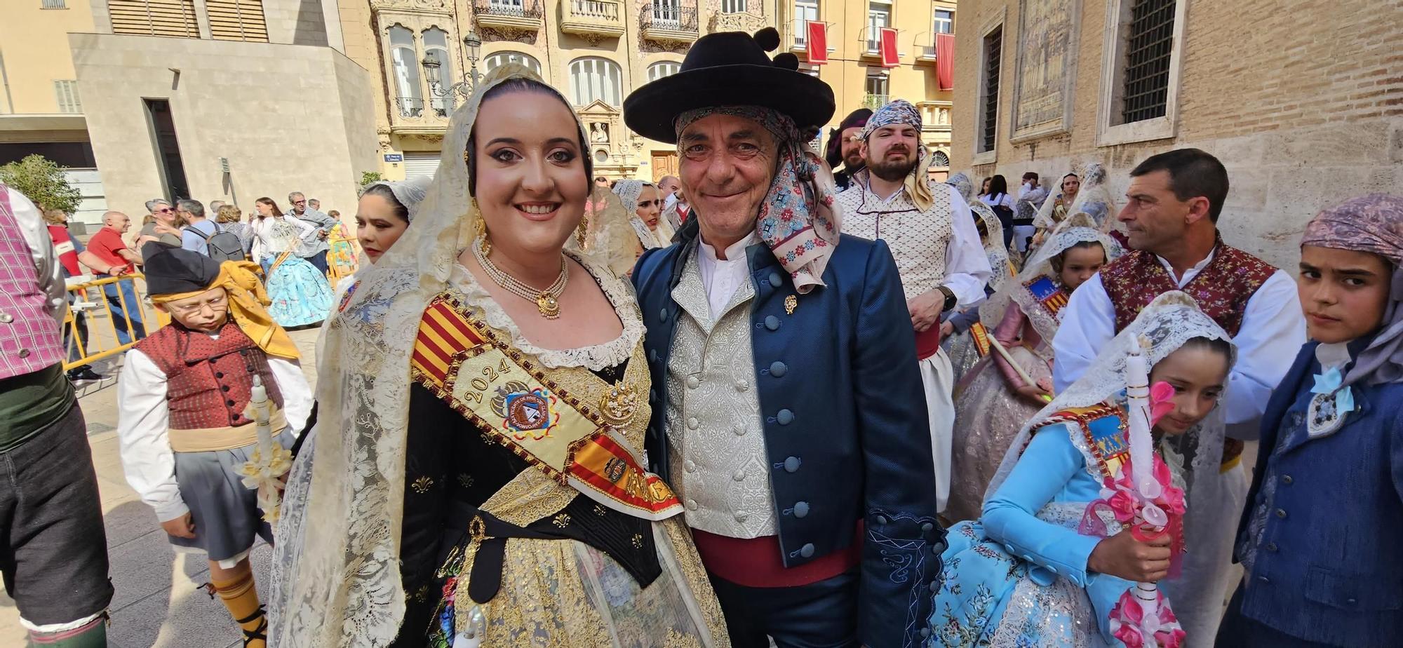 Las comisiones de falla en la Procesión de la Virgen (1/5)