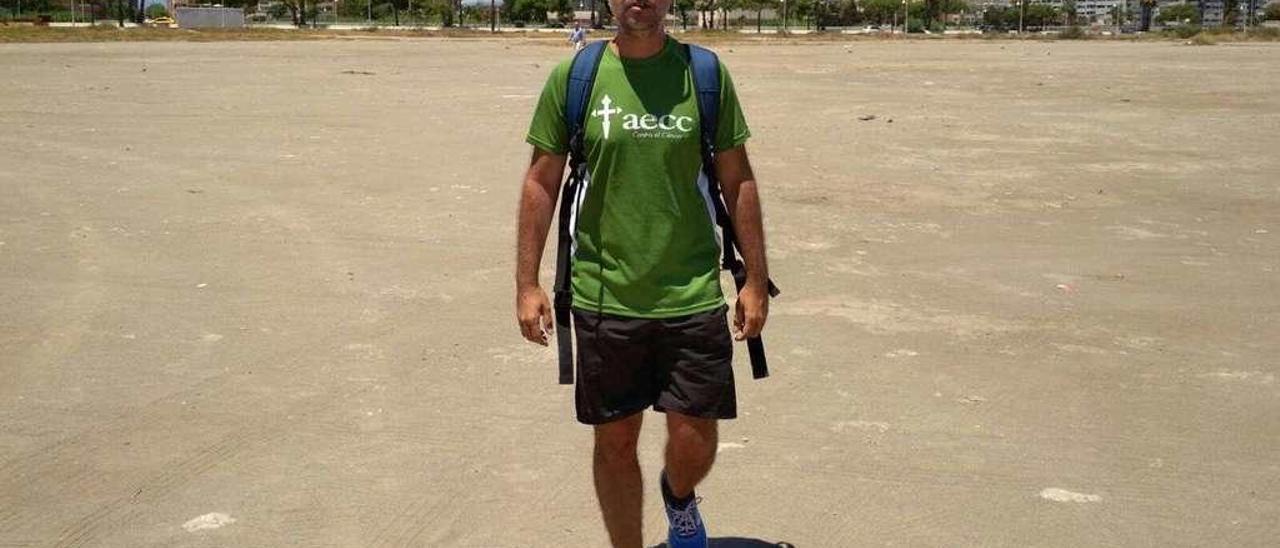 Alberto Suárez, en una playa de Málaga.