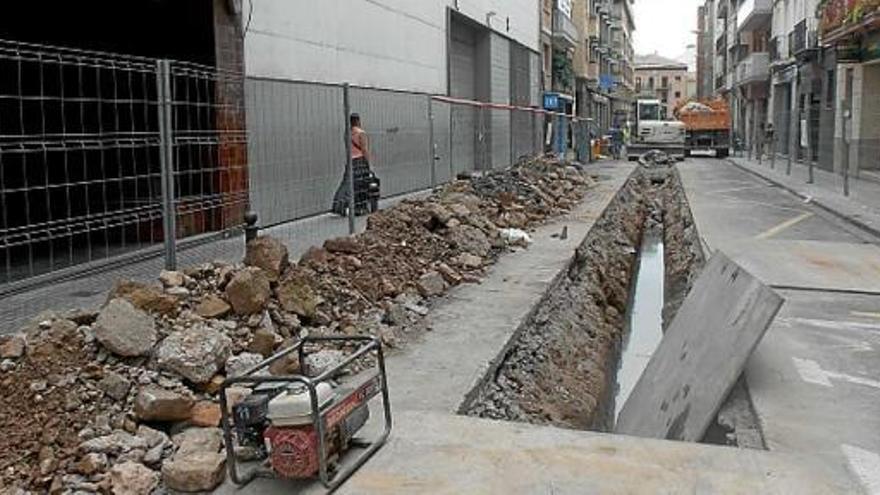 Intervenció de millora de serveis al carrer de Carrió de Manresa