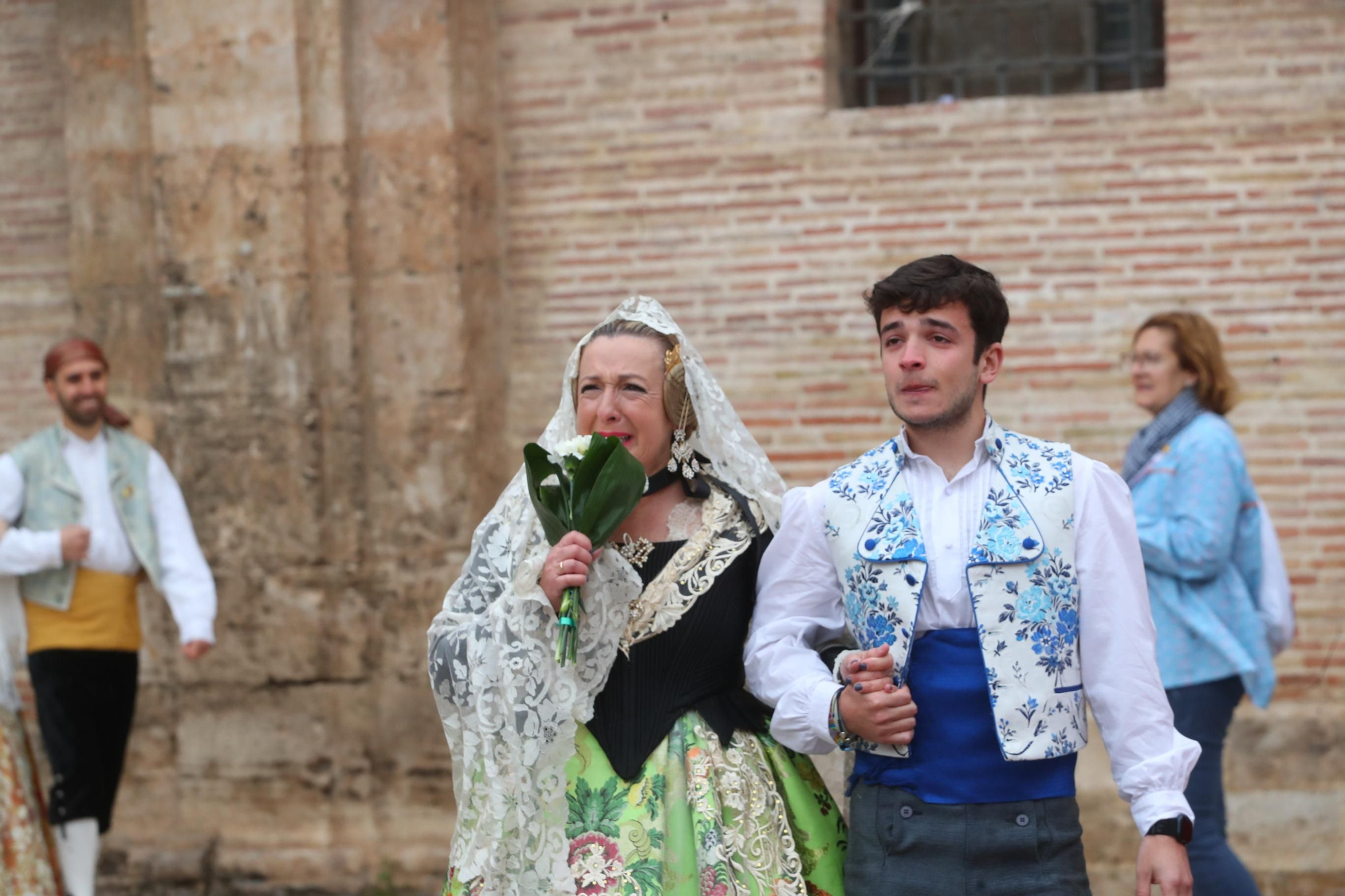 Búscate en el primer día de ofrenda por la calle de la Paz (entre las 15:30 a las 17:00 horas)