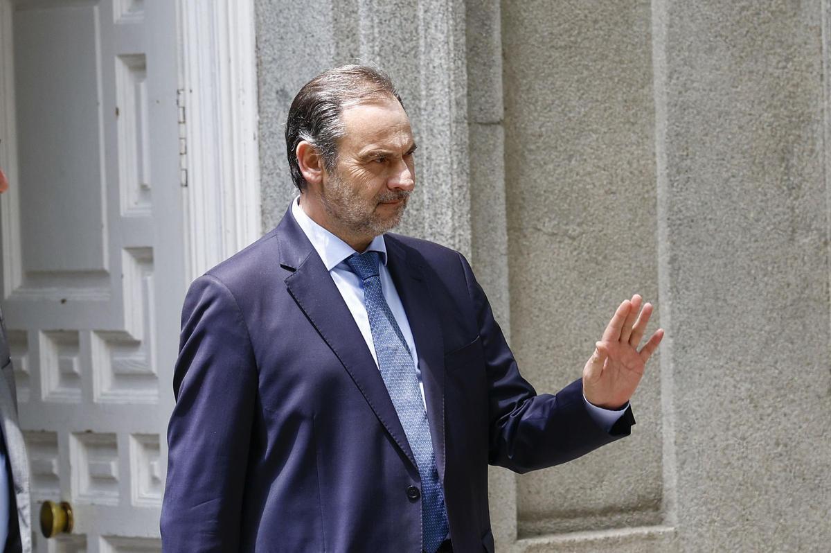 El juicio a Ábalos llega a la fase pericial: de las mascarillas a las grabaciones de Koldo
