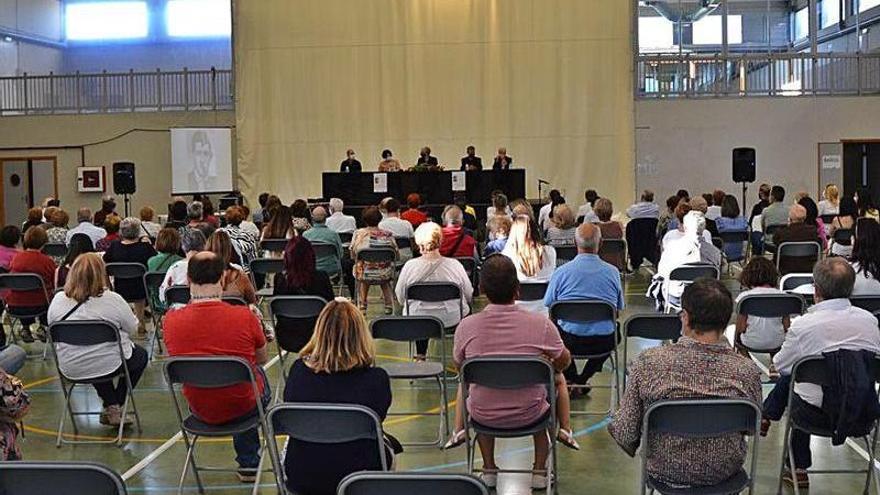 El acto se llevó a cabo en el pabellón municipal de Calatorao. | SERVICIO ESPECIAL