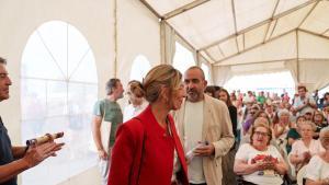 Díaz exigeix un decret que «planti cara» als fons voltor i anima els acampats a Sol a mobilitzar-se més