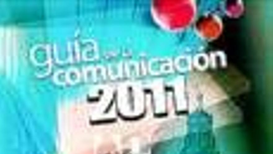 En un solo día 71 parejas piden fecha para casarse en el Alcázar