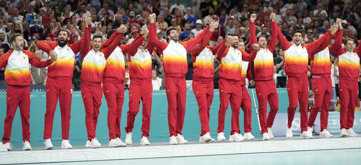 El balonmano español se cuelga la medalla de bronce en París 2024