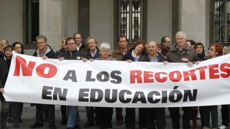 Movilizaciones contra los recortes en educación, en Oviedo.