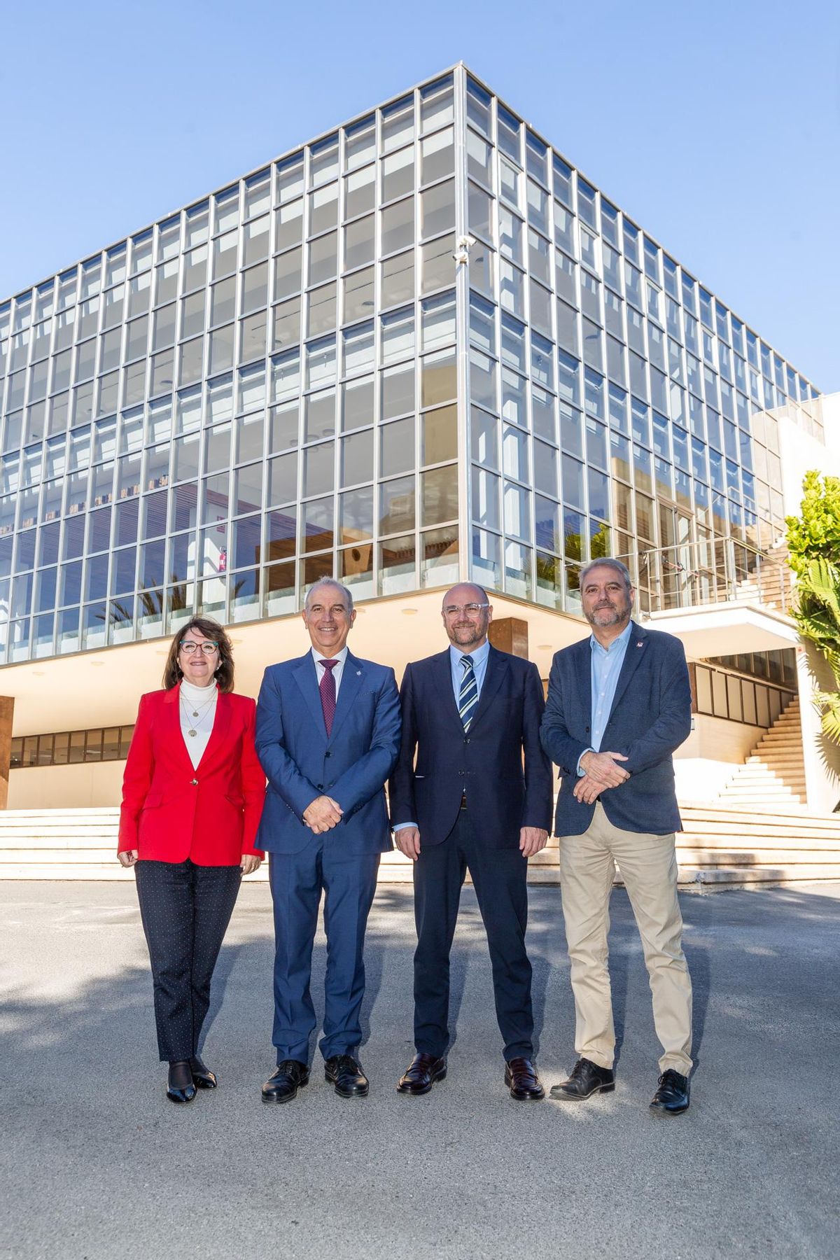 Los rectores de las universidades con el presidente del Colegio de Médicos y el secretario autonómico de Sanidad