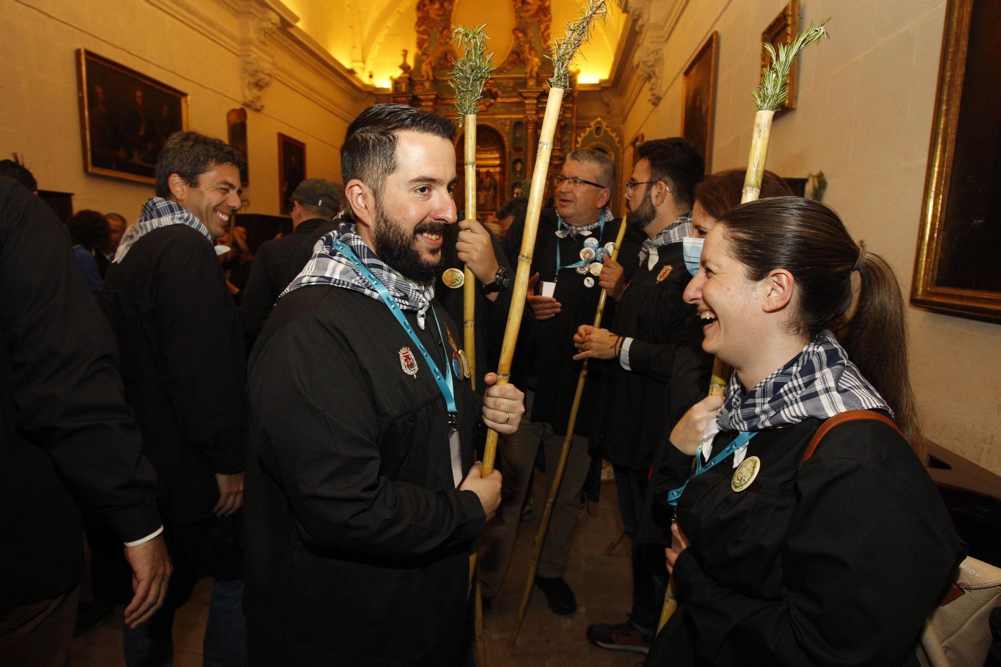 Las autoridades arropan a la Santa Faz