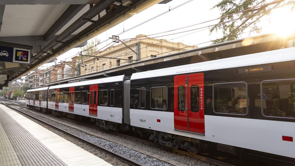 Un tren de FGC dirección Terrassa