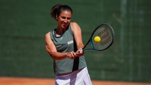 Sara Sorribes, durante un entrenamiento en Madrid