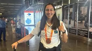 Maite Cazorla aterriza en Gran Canaria después de conseguir el bronce con España: "El año que viene esperamos ir a por otra medalla"