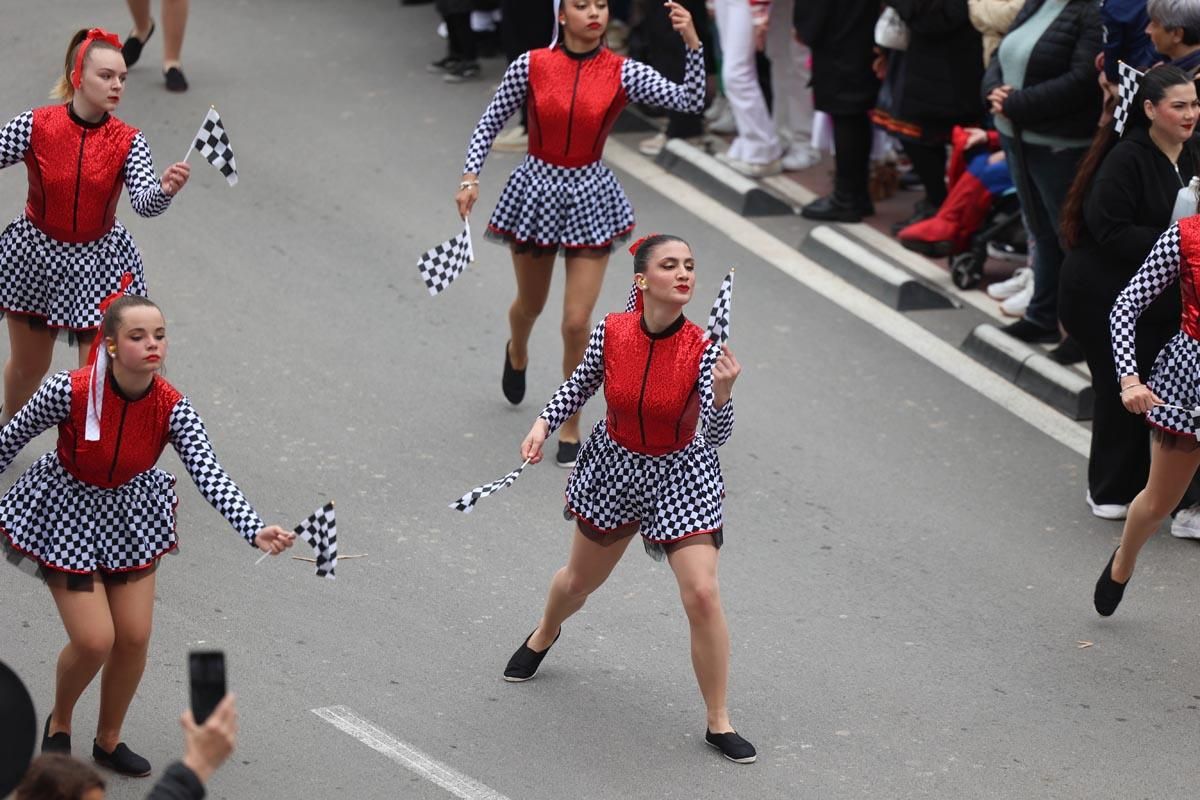 Búscate en las imágenes de la rúa de Carnaval de Ibiza