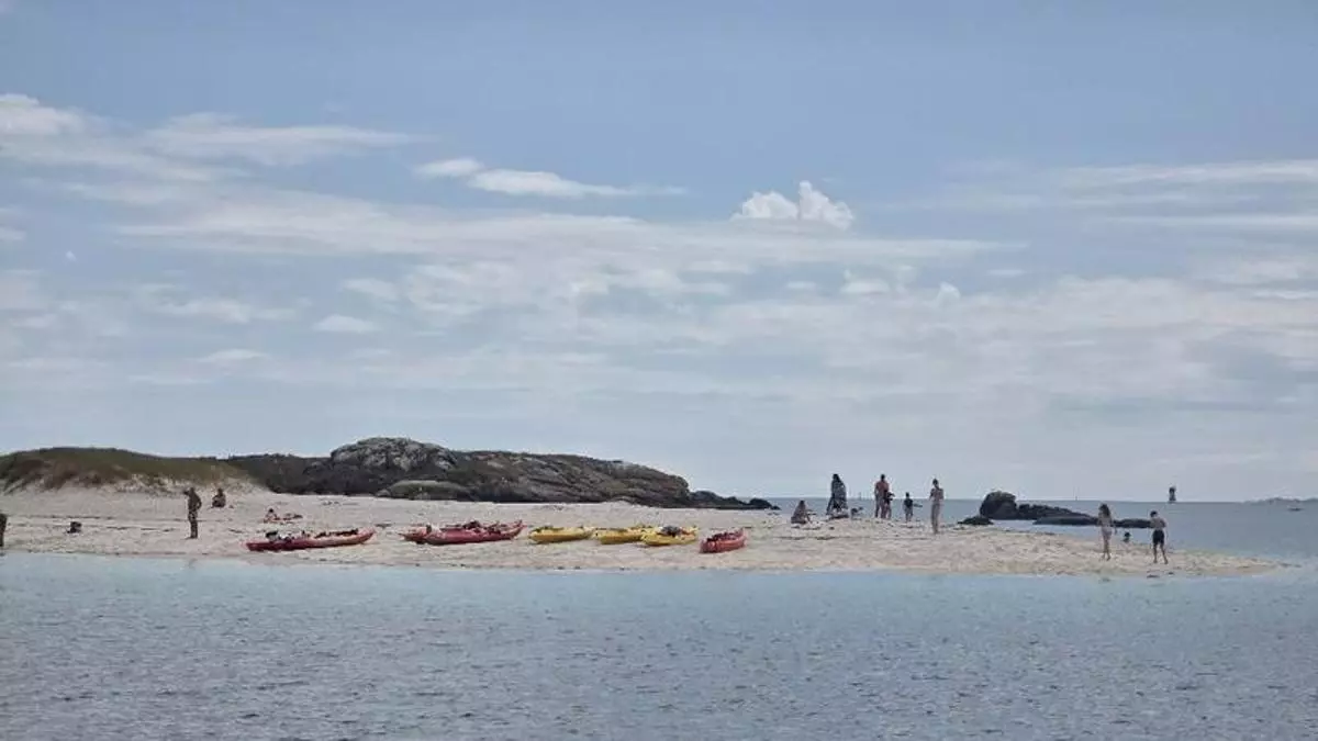 El islote Areoso recibió a más de 10.000 visitantes durante el verano