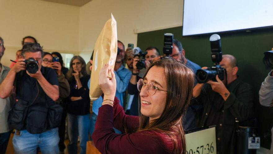 Galicia pierde casi dos décimas en la primera PAU más compet
