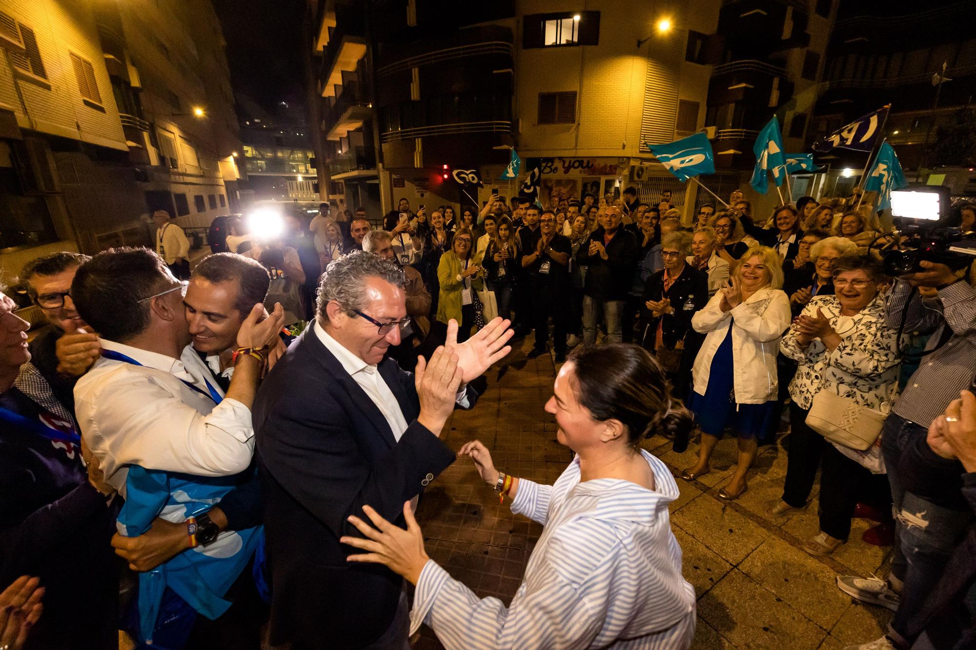 El popular Toni Pérez amplía todavía más su mayoría absoluta, con 16 de los 25 ediles, tres más que en 2019