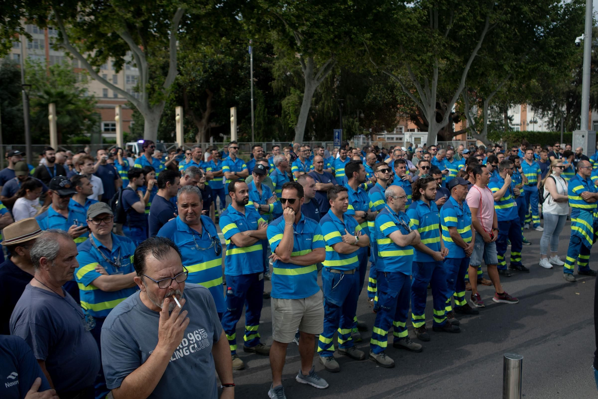 Los trabajadores de Navantia protestan frente a la Asamblea Regional