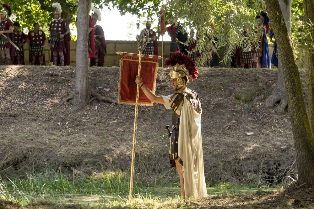 La Festa do Esquecemento de Xinzo revivió el paso por el Limia de las tropas romanas, que creían que era un cauce que desmemoriaba.