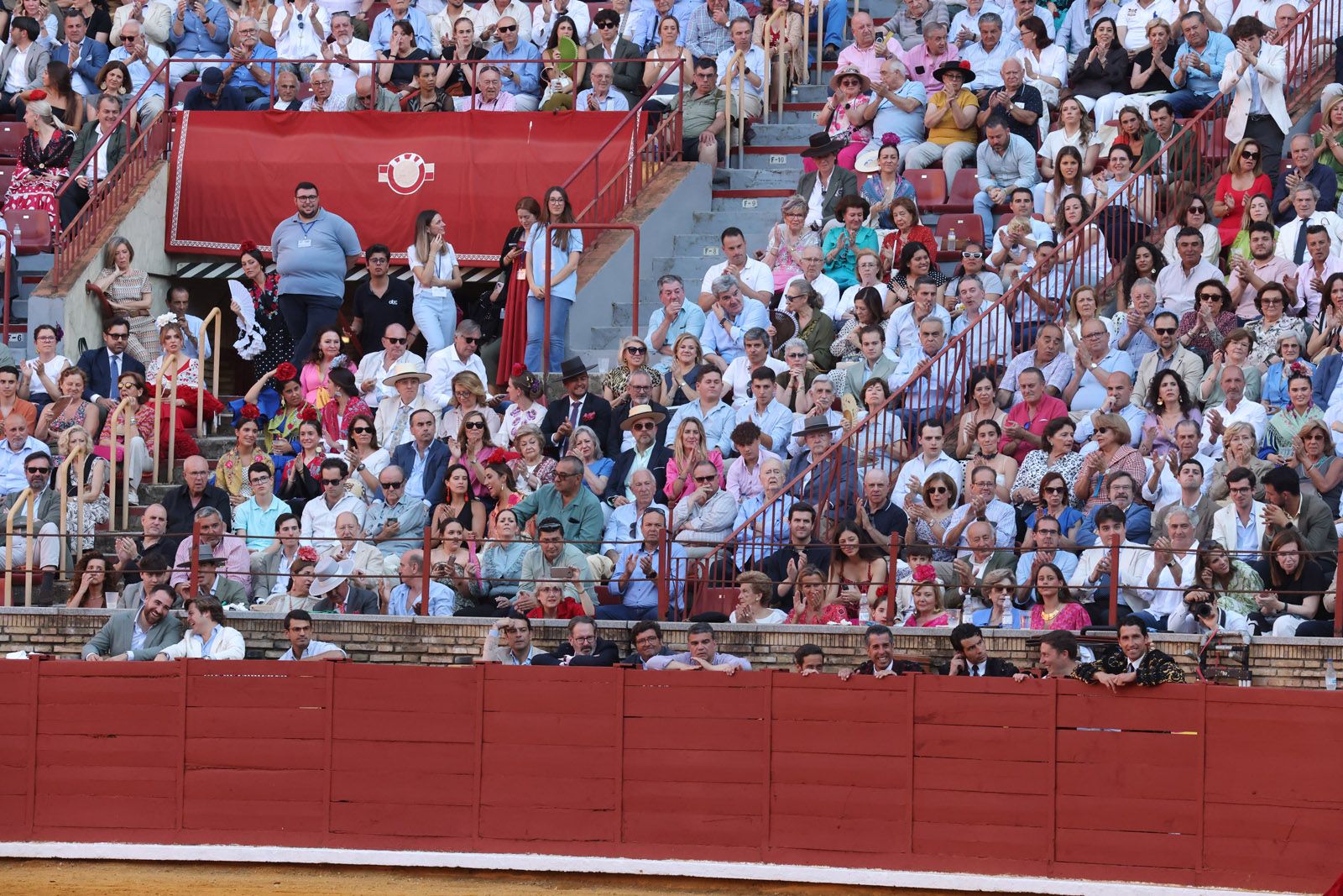 Migie Ángel Perera sale a hombros de Los Califas