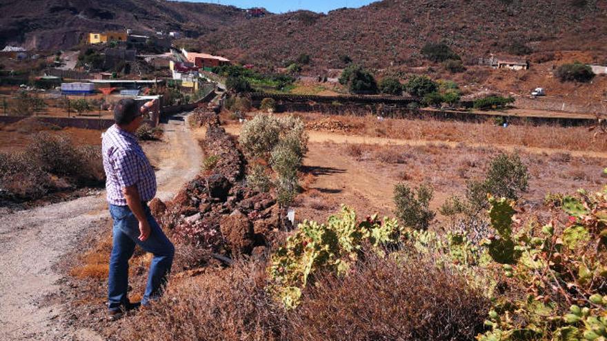 Los agricultores de La Caldereta temen perder sus cultivos por la falta de riego
