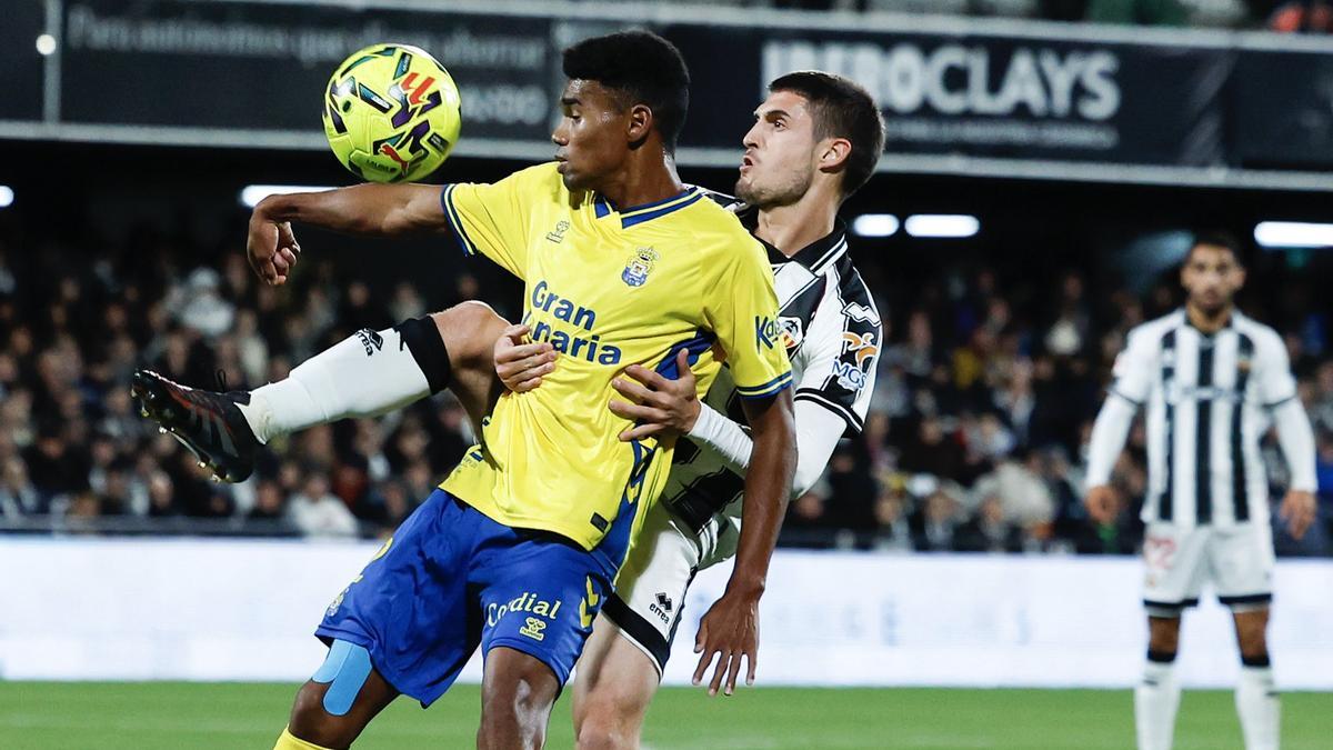 El Castellón viaja a tierras coruñesas dispuesto a traerse algo positivo para la capital.