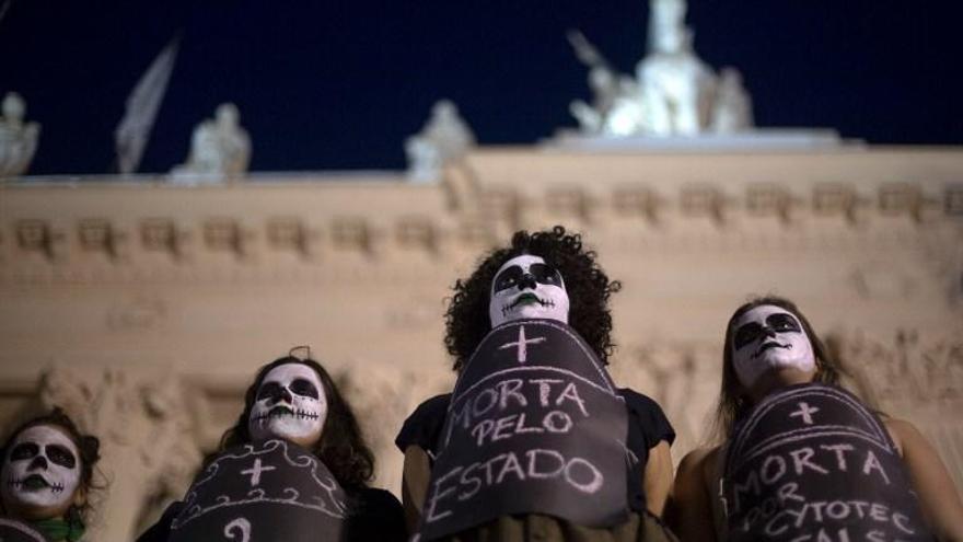 Protestas en Argentina tras la decisión del Senado de no legalizar el aborto