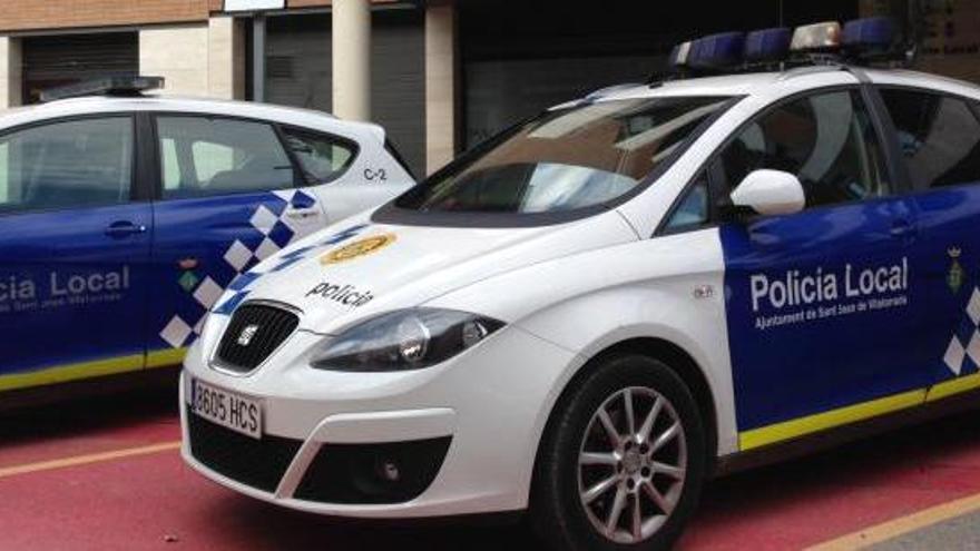 Cotxes de la Policia Local de Sant Joan, en una imatge d&#039;arxiu