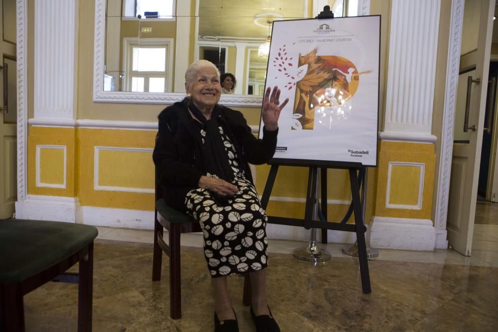 Lola Martínez, la trabajadora más antigua del teatro