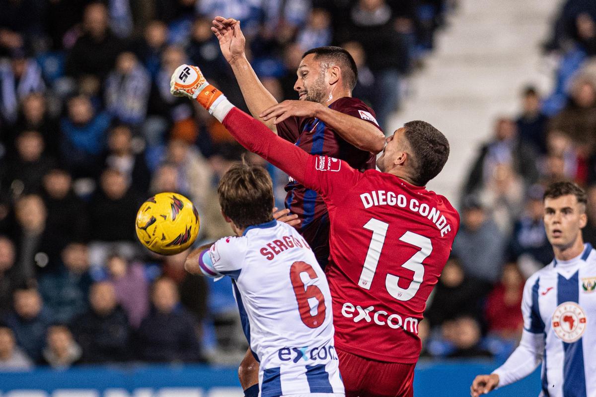 El Eldense luchó con todas sus fuerzas