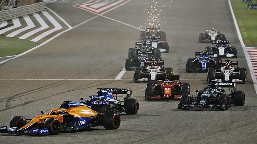 Hamilton resisteix els atacs de Verstappen i obre el Mundial amb victòria