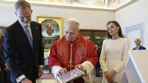 El Papa fa una crida "en favor de  la pau" després de rebre els Reis