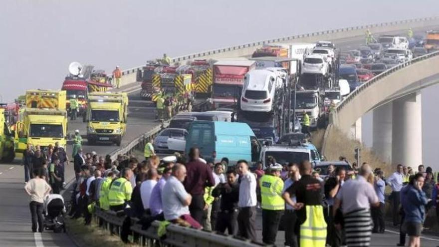 El repte viral del ‘joyriding’ provoca 12 morts en accidents de trànsit al Regne Unit
