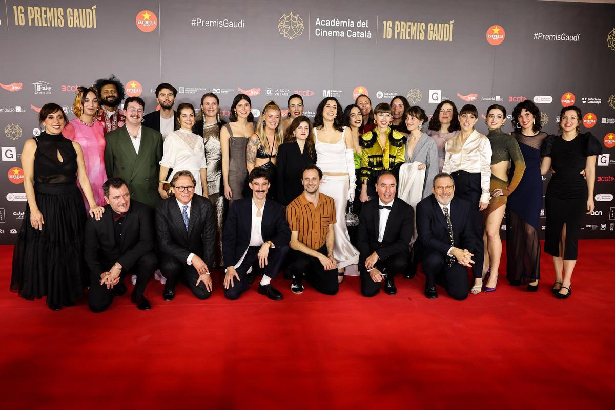 Equip de la pel·lícula 'Creatura' als Premis Gaudí.