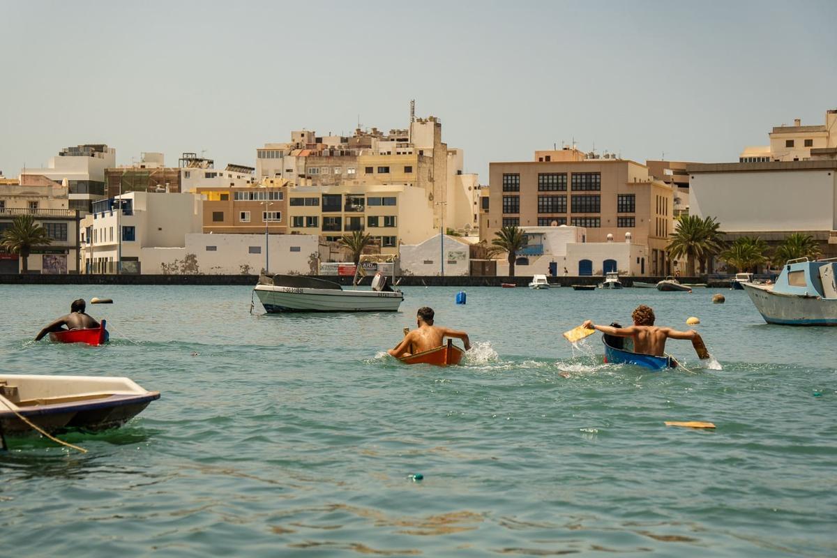 Regata de jolateros en las Fiestas de San Ginés 2025 en Arrecife
