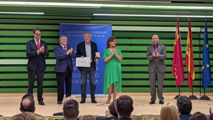 Rafael Pérez recoge la 
medalla de bronce al 
Mérito Social Penitenciario.
 fundación diagrama