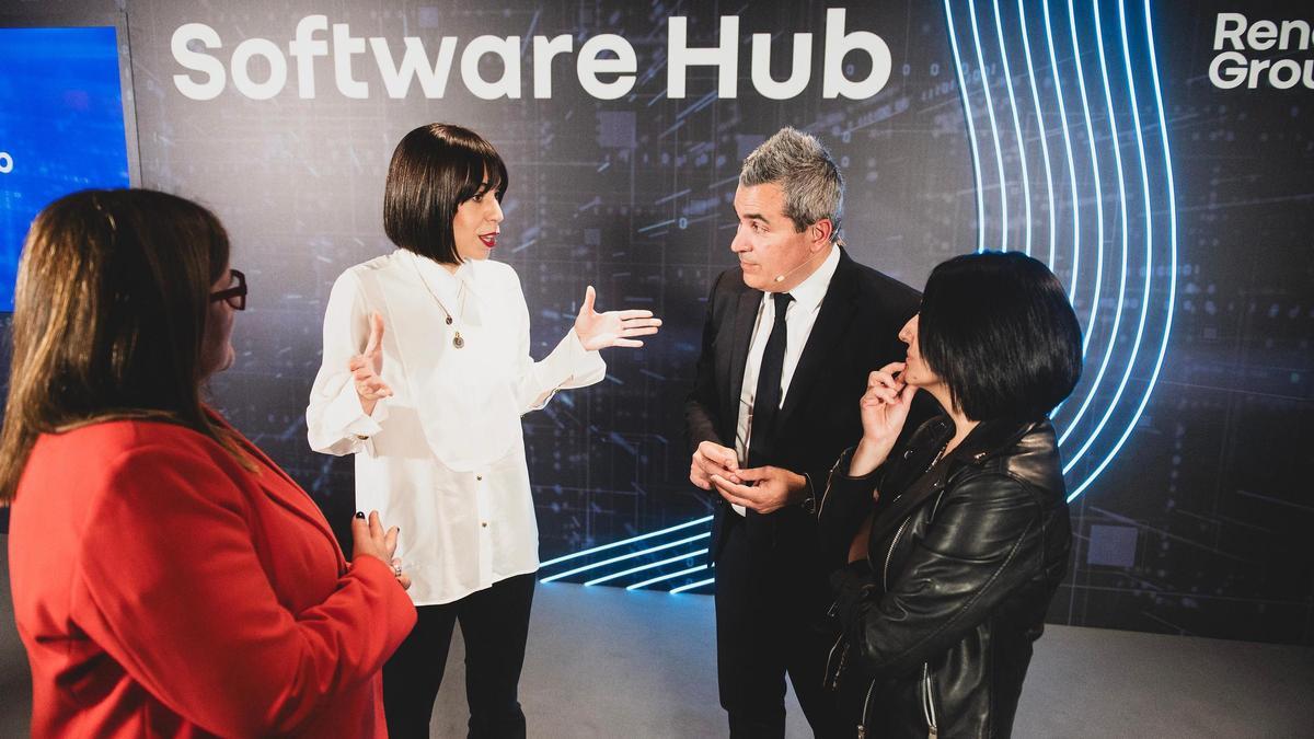 La ministra Diana Morant acude a la presentacion del primer Software Hub de Automoción en Valladolid.