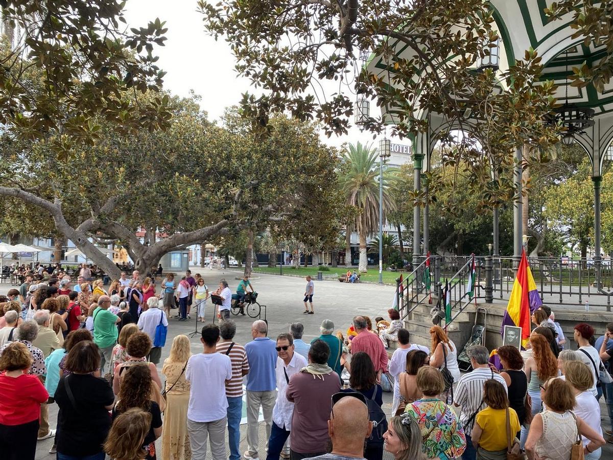 Homenaje a Federico García Lorca en el Parque San Telmo